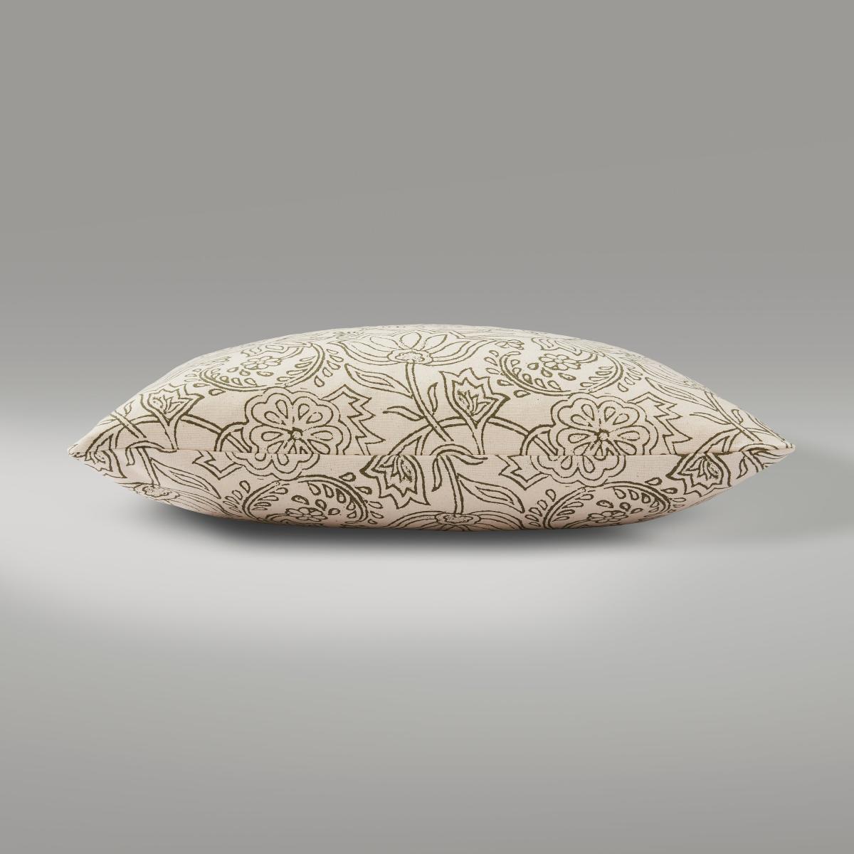 Luxe Traveller Floral Cushion Sage Green/White – image 2