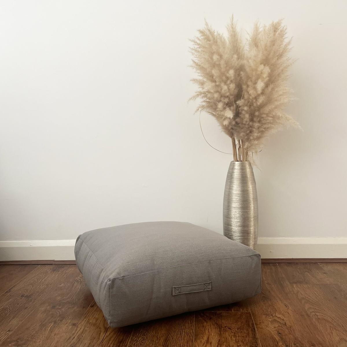 Daro Meadow Square Floor Cushion Grey – image 1