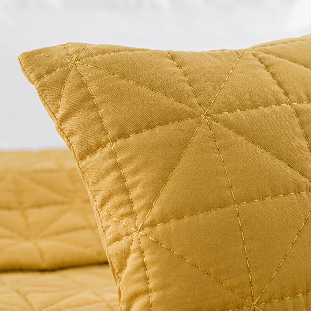 Lars Yellow Cushion Yellow – image 3