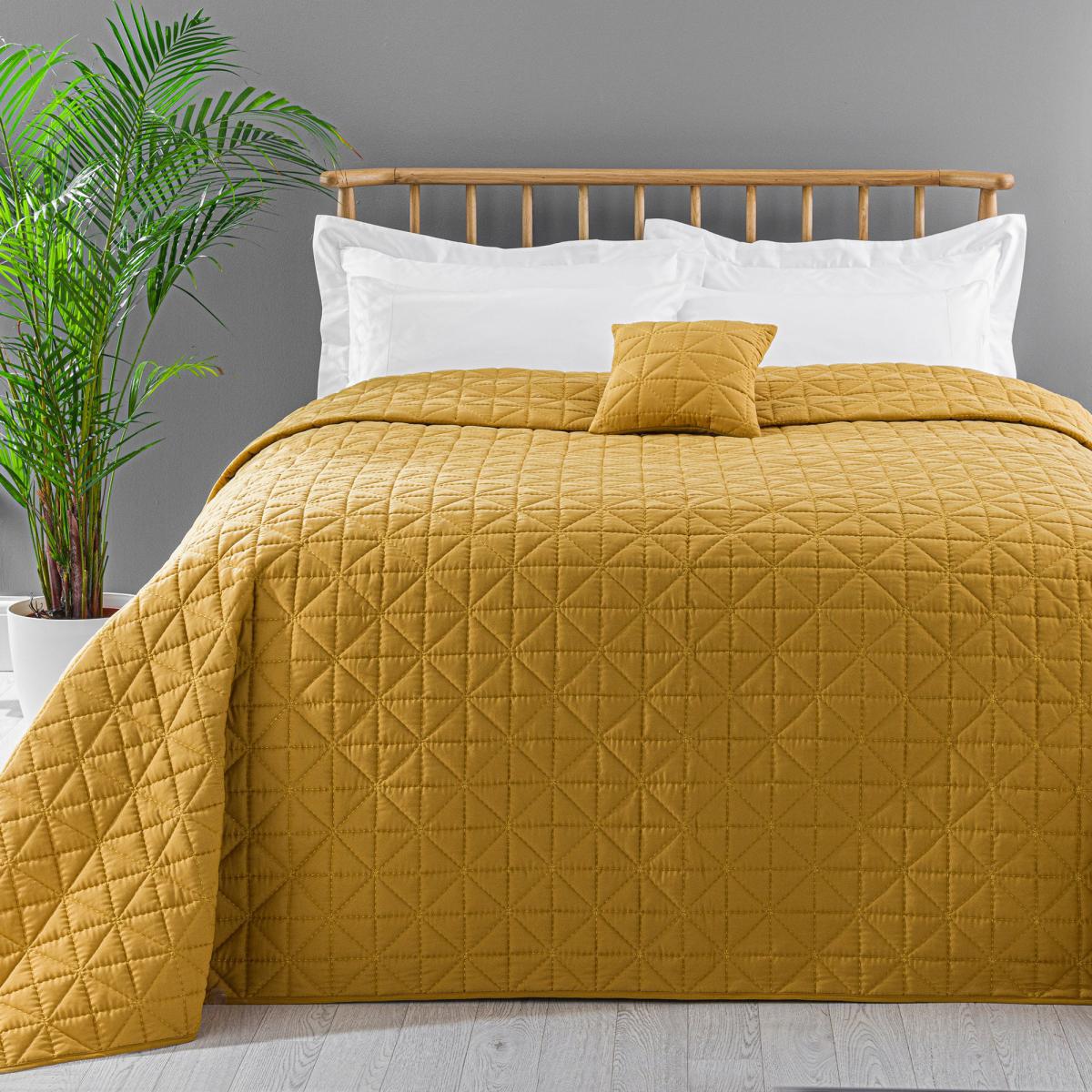 Lars Yellow Cushion Yellow – image 6