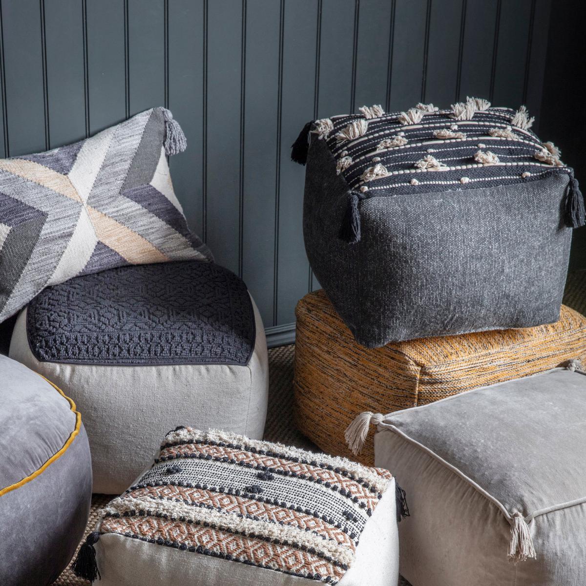 Bingo Black and Cream Pouffe Black – image 4