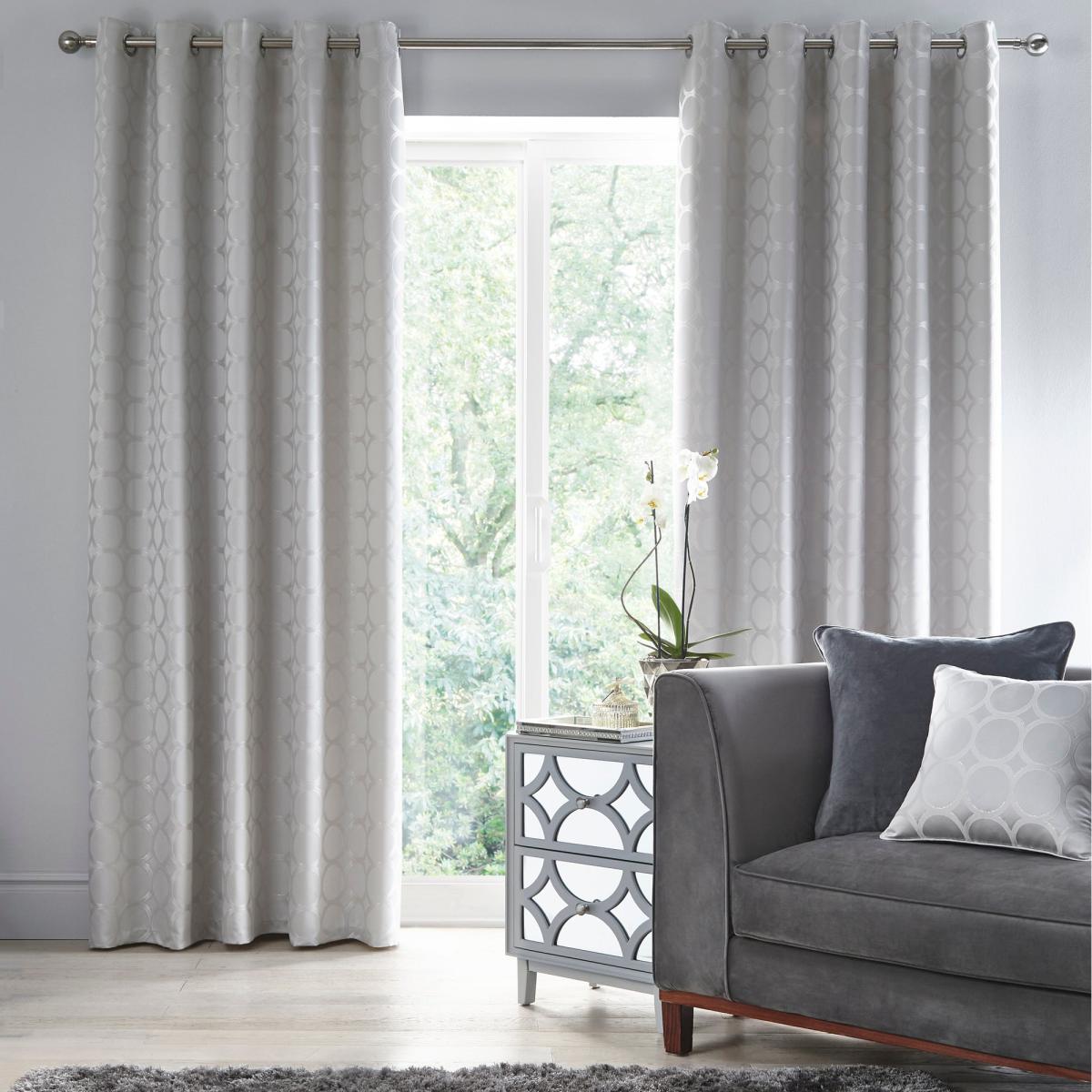 Delphi Cushion Silver – image 2