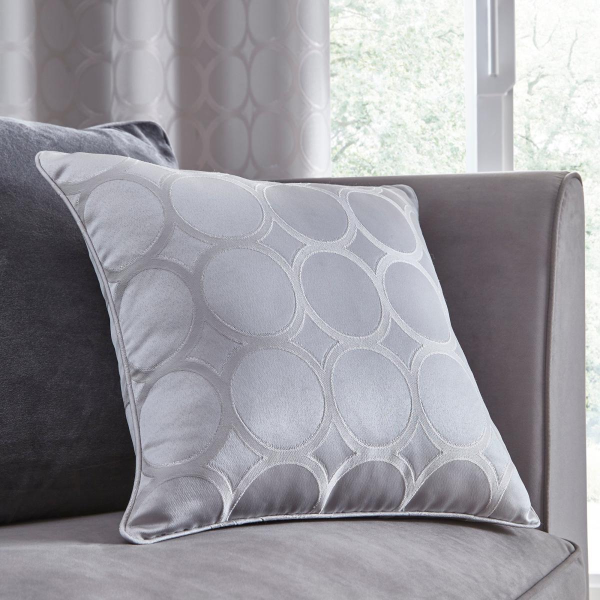 Delphi Cushion Silver – image 1
