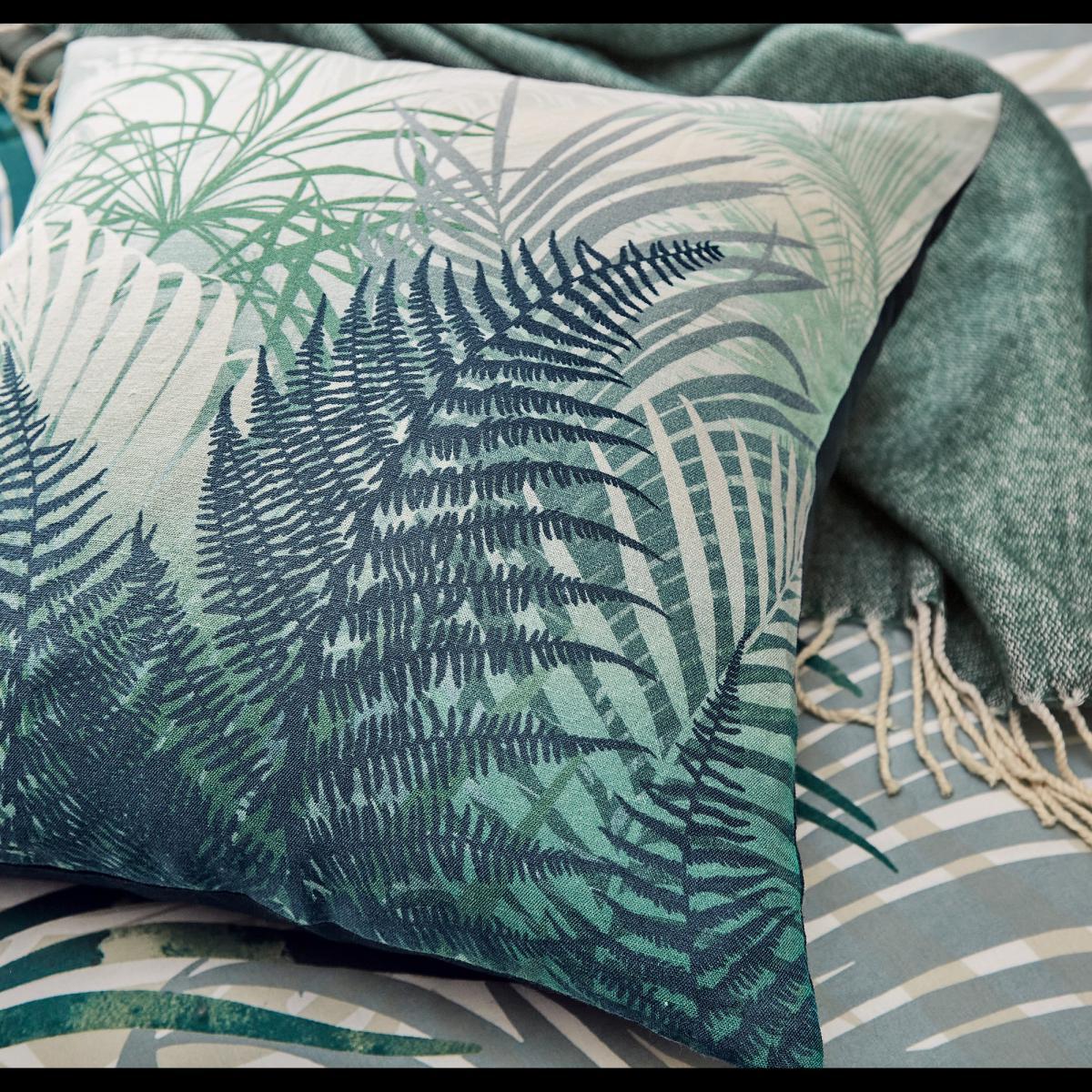 Clarissa Tropical Leaf Forest Green Cushion Forest (Green) – image 2