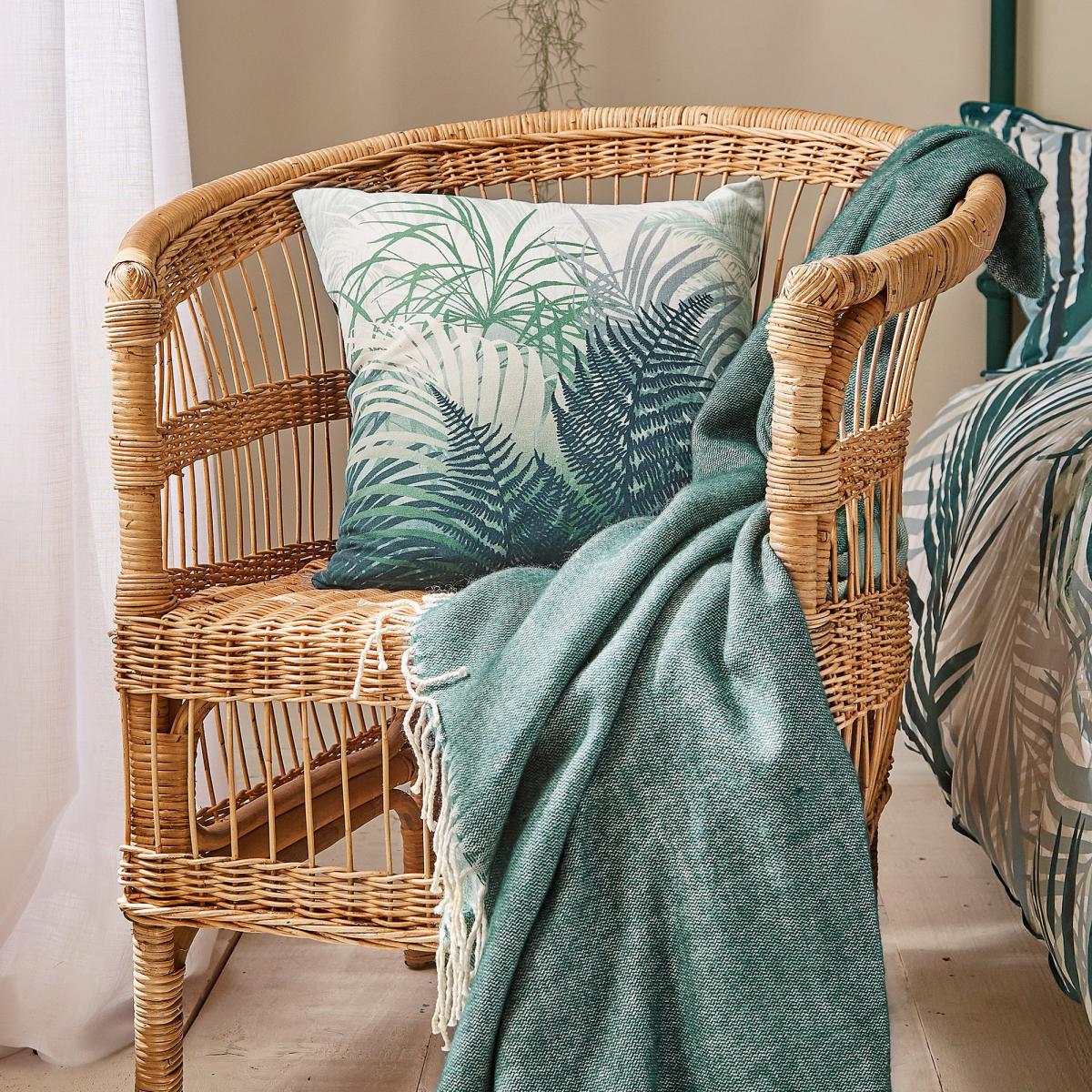 Clarissa Tropical Leaf Forest Green Cushion Forest (Green) – image 4