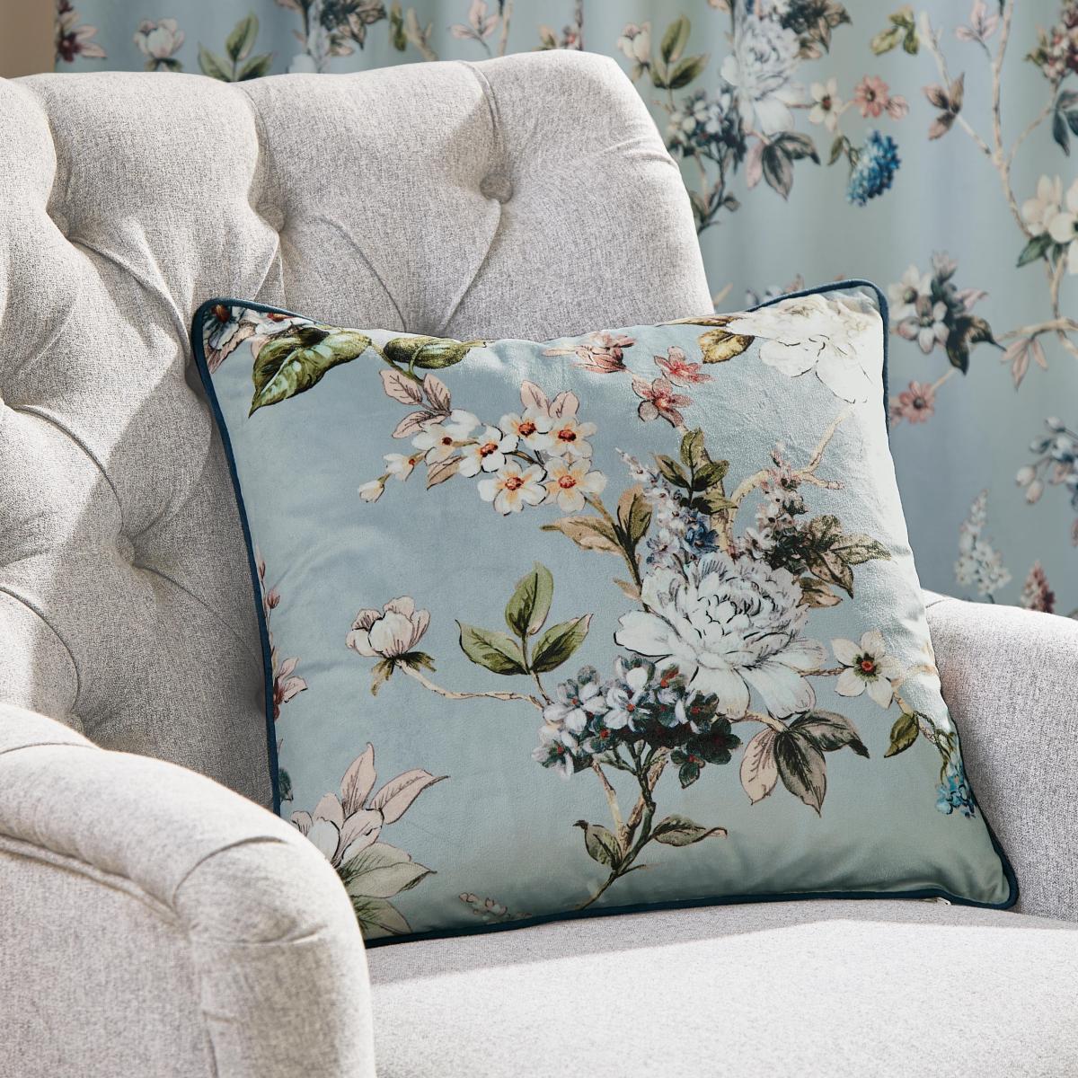 Holly Willoughby Exotic Bloom Cushion – image 1