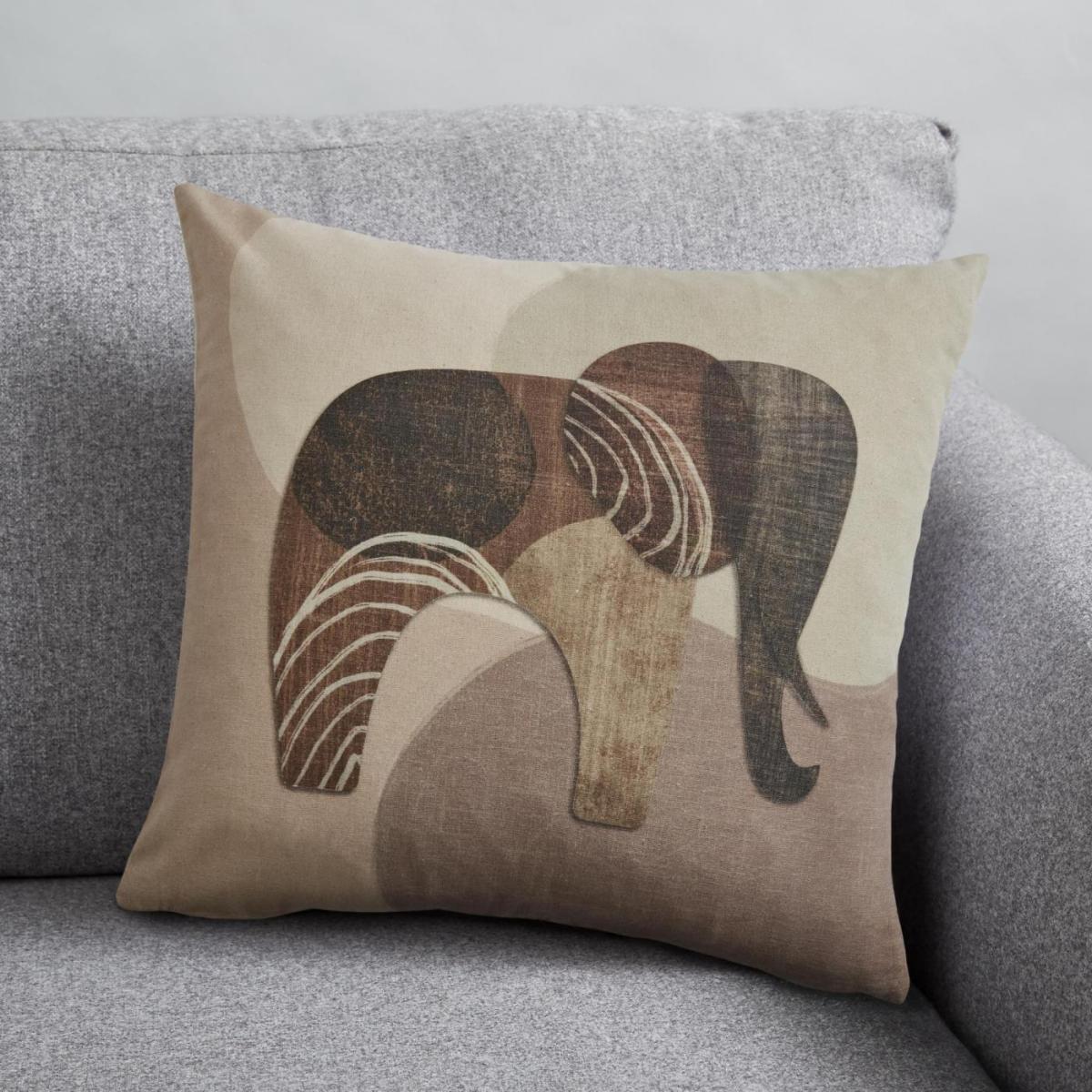 Artisan Elephant Cushion Natural – image 1