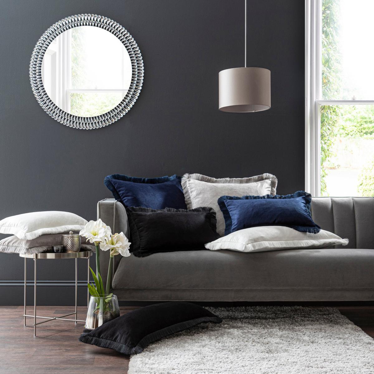 Keston Rectangle Cushion Silver – image 3