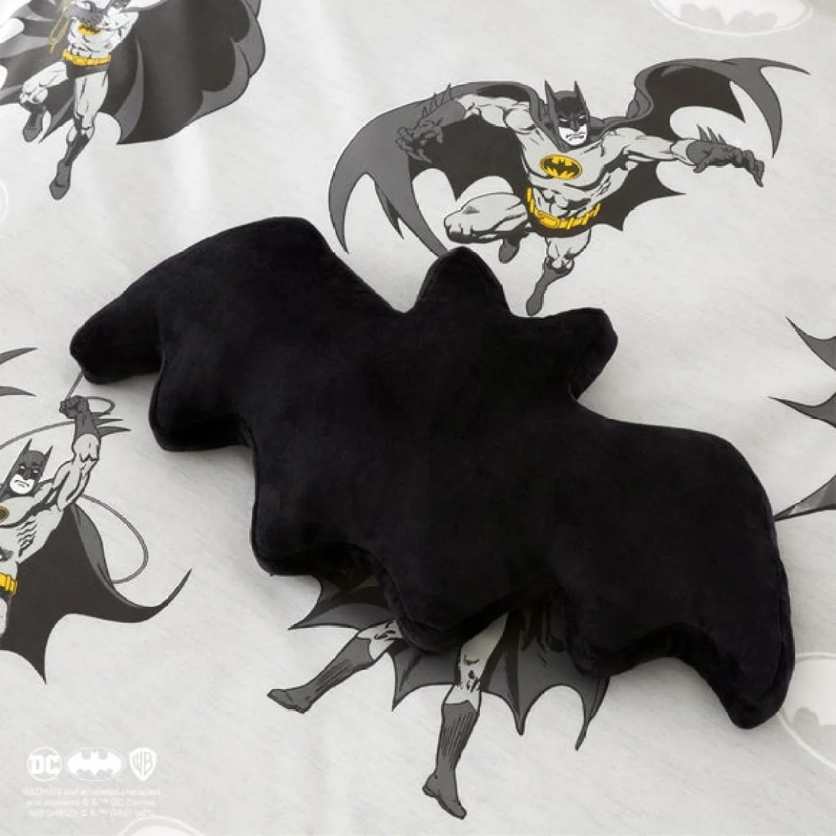 Batman Cushion Black and Yellow – image 2