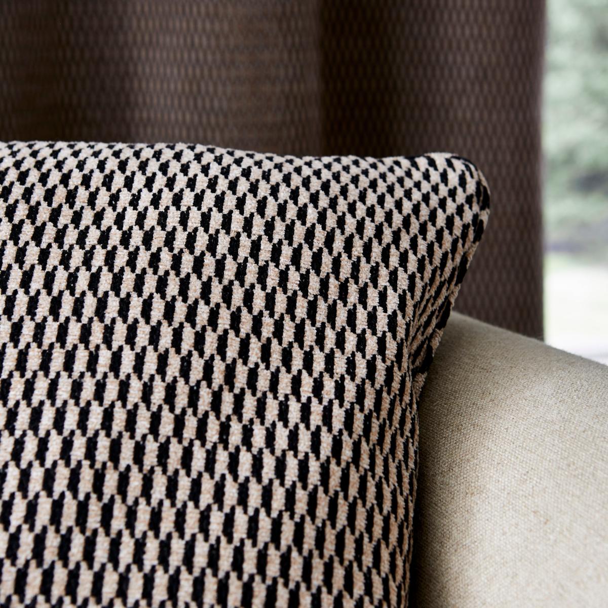 Dexter Cushion Natural – image 2