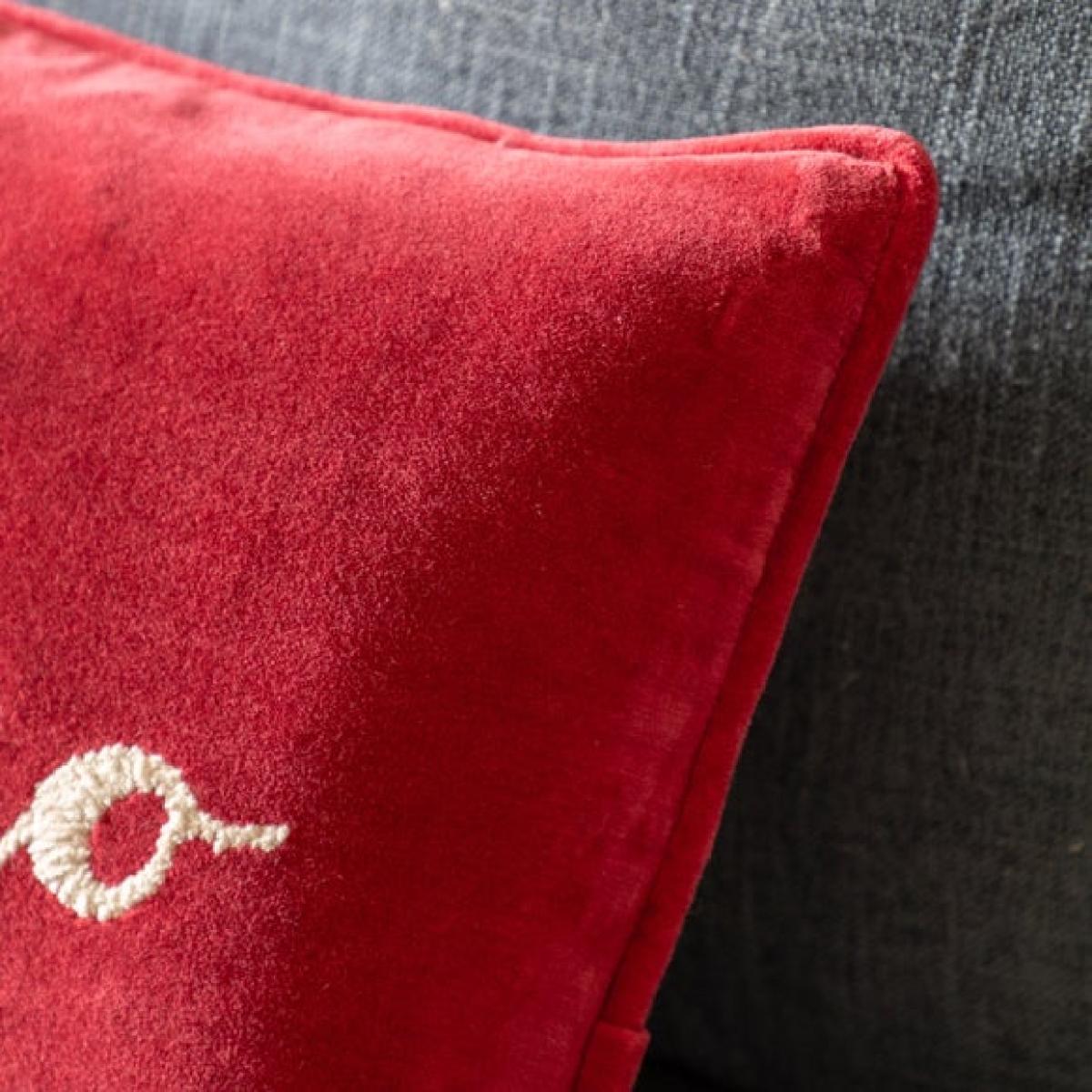 Holiday Hohoho Decorated Rectangular Cushion – image 3
