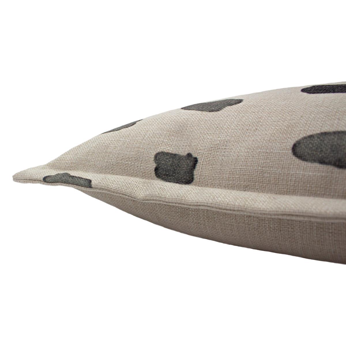 Robi Square Cushion Grey – image 4
