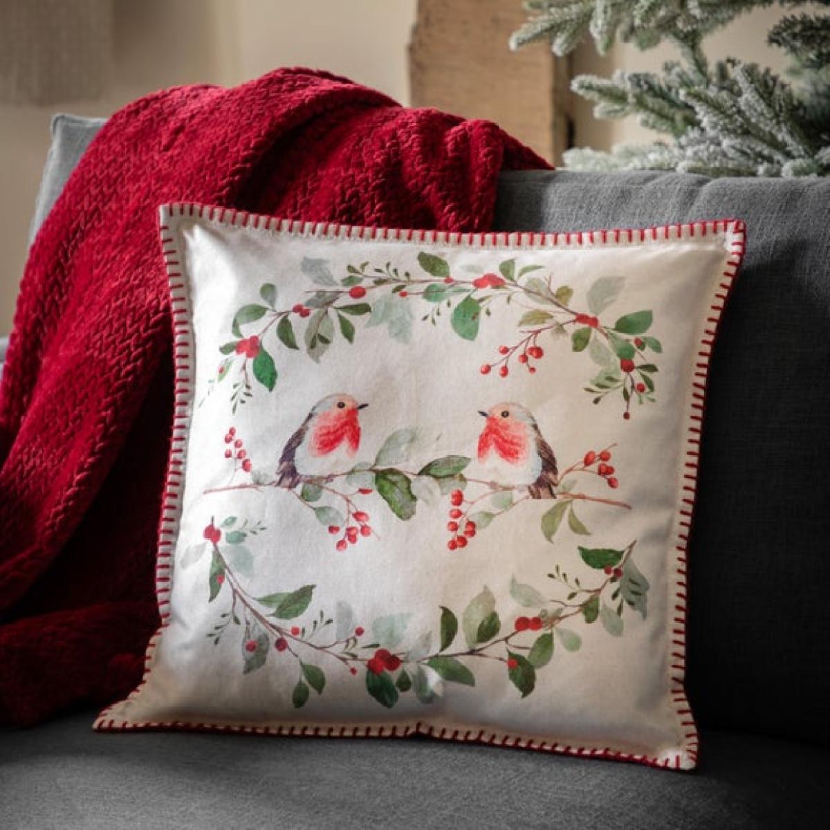 Traditional Robin Square Cushion – image 1