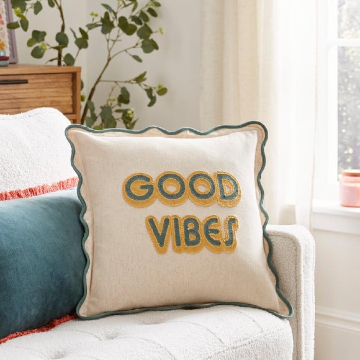 Good Vibes Scallop Square Cushion – image 1