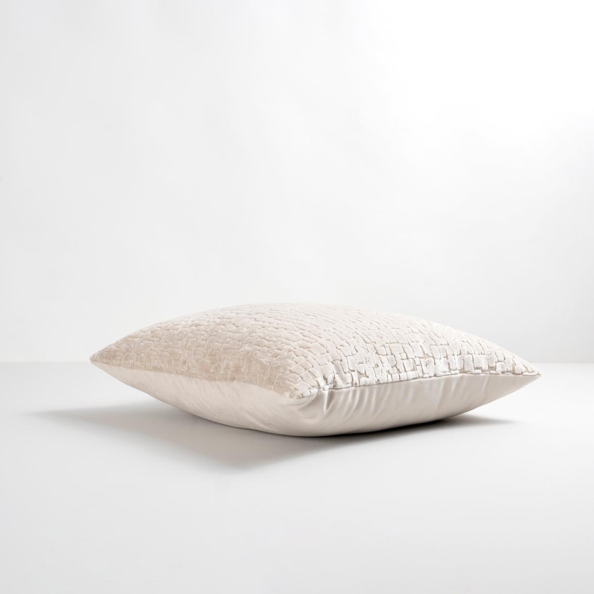 Cut Velvet Cushion Ivory – image 3