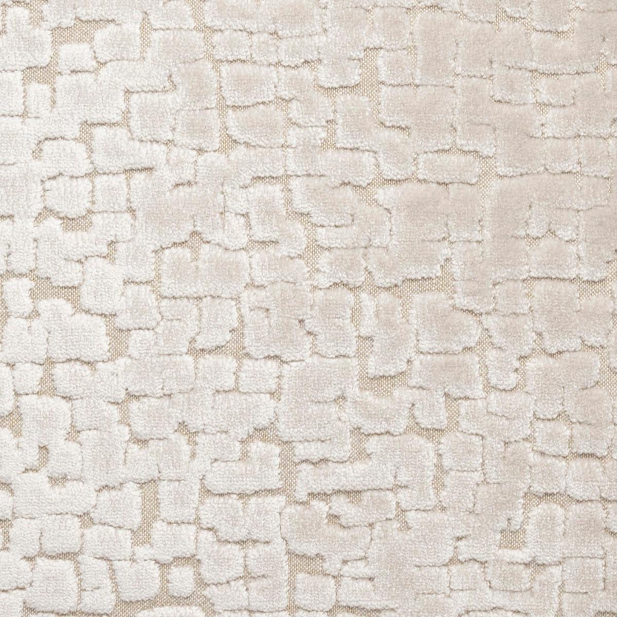 Cut Velvet Cushion Ivory – image 4