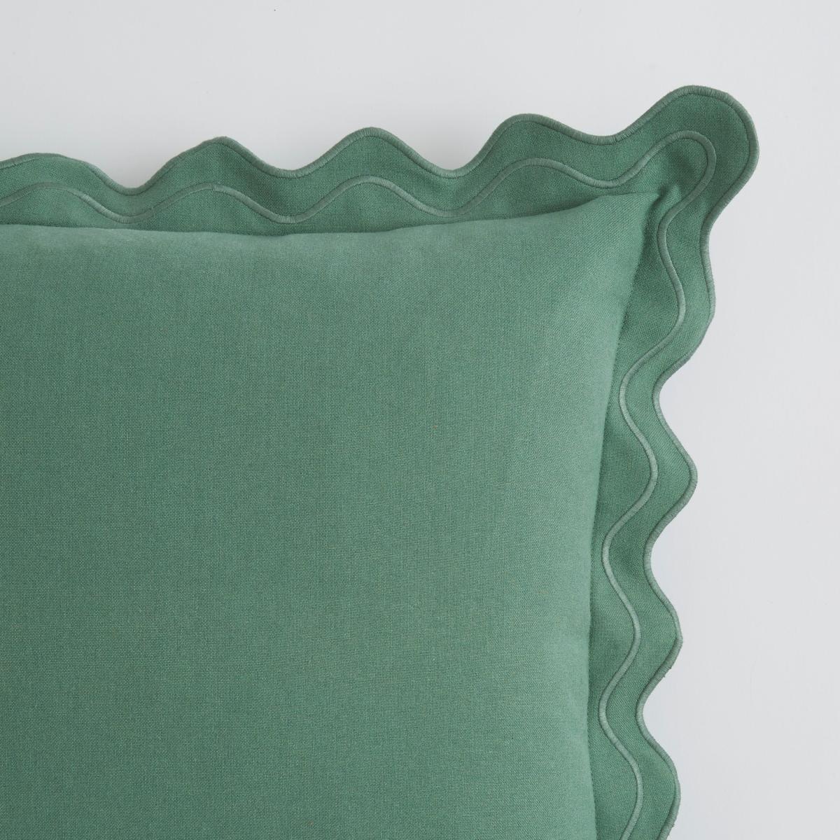 Scalloped Edge Square Cushion Green – image 2