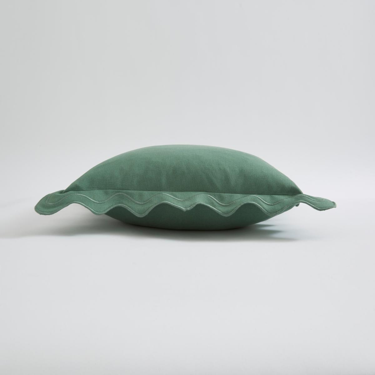Scalloped Edge Square Cushion Green – image 4