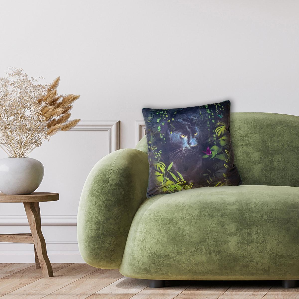Summer Thornton Panther Velvet Square Cushion Black – image 2