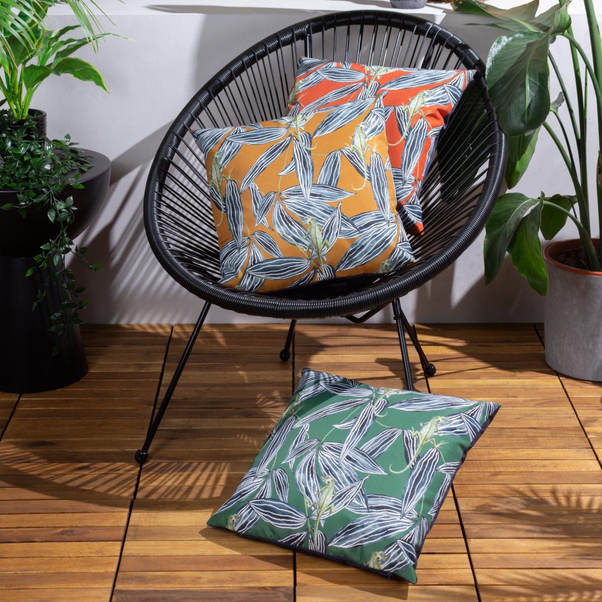 Wylder Tropics Ebon Wilds Zuri Outdoor Cushion Cinnamon – image 4
