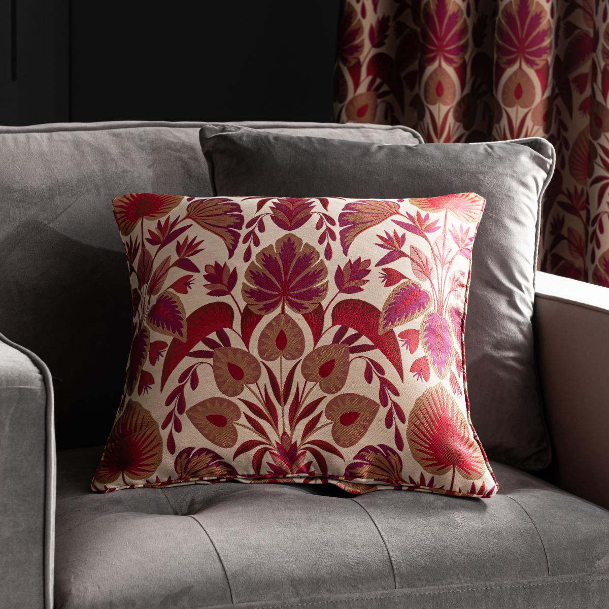 Libertine Jacquard Cushion Red – image 2