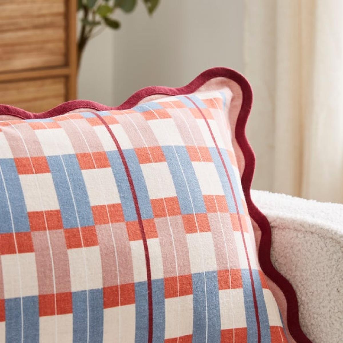 Wave Checkerboard Rectangle Cotton Cushion – image 2