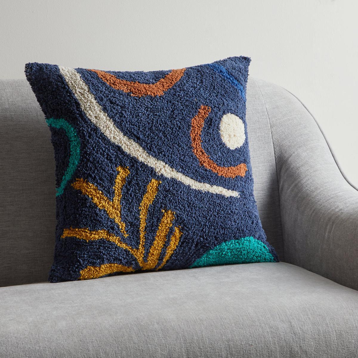 Elements Blue Tufted Cushion Blue – image 1