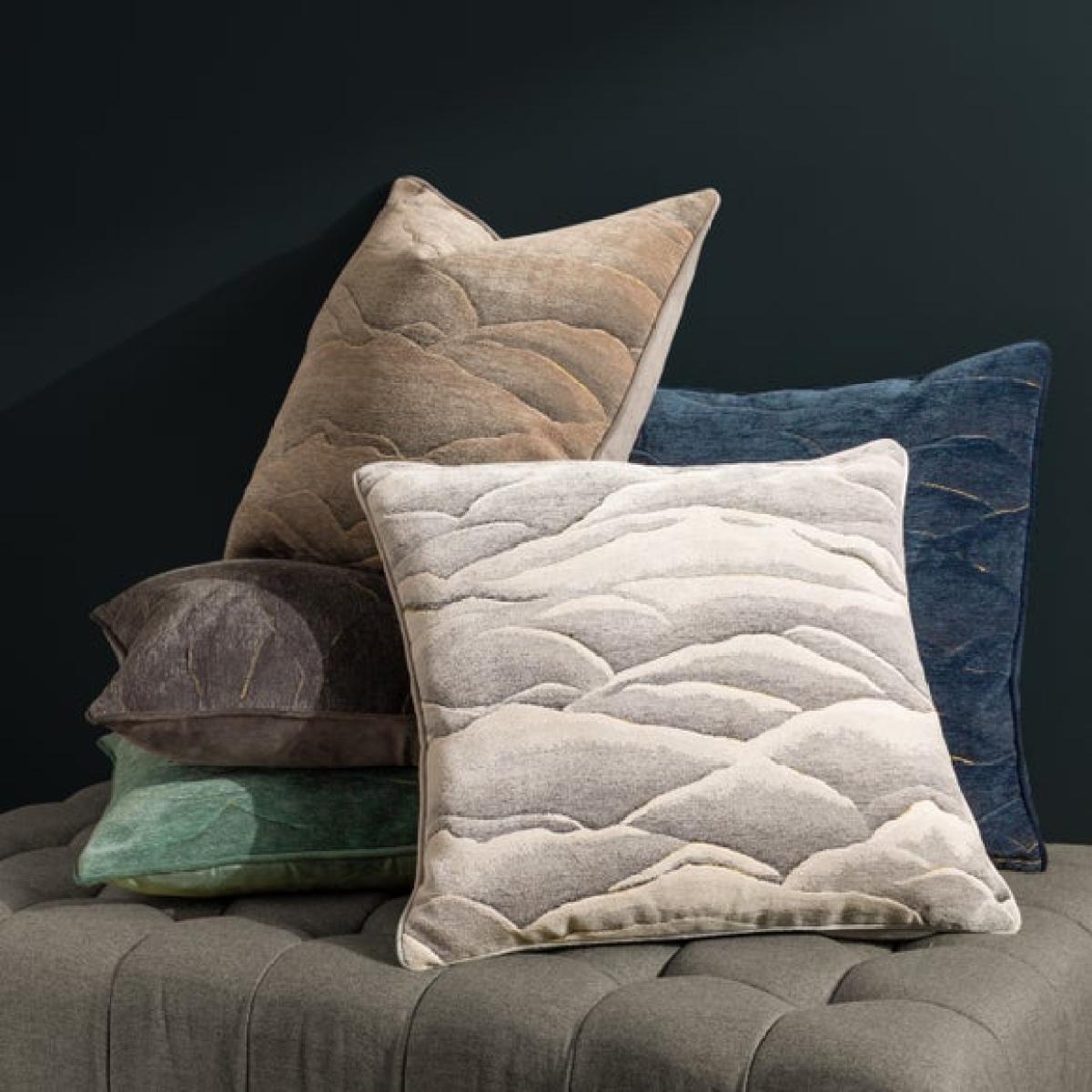 Paoletti Stratus Square Cushion – image 5