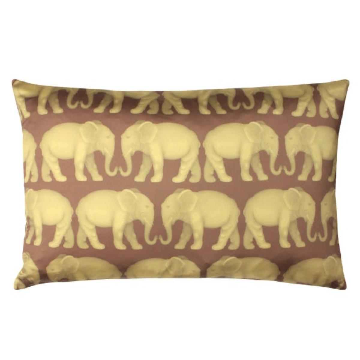 Paoletti Parade Rectangle Cushion – image 2