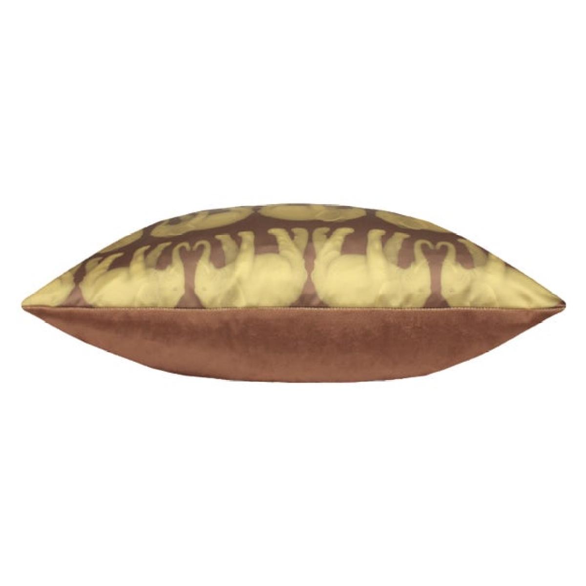 Paoletti Parade Rectangle Cushion – image 3
