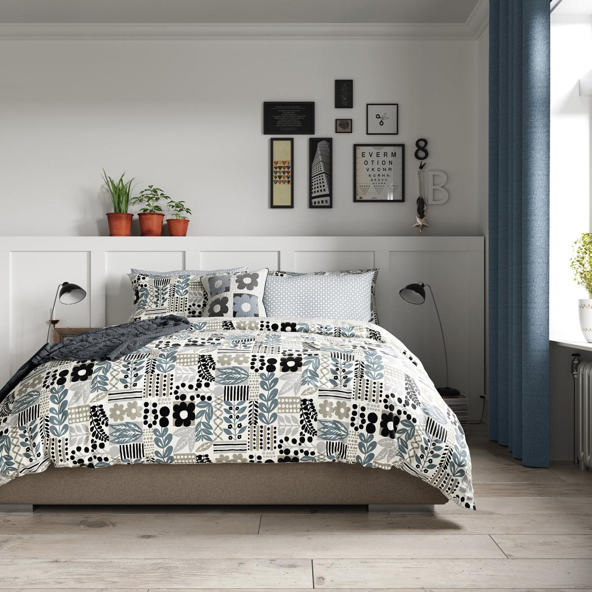 Helena Springfield Freyja & Elsa Cushion Black and white – image 5