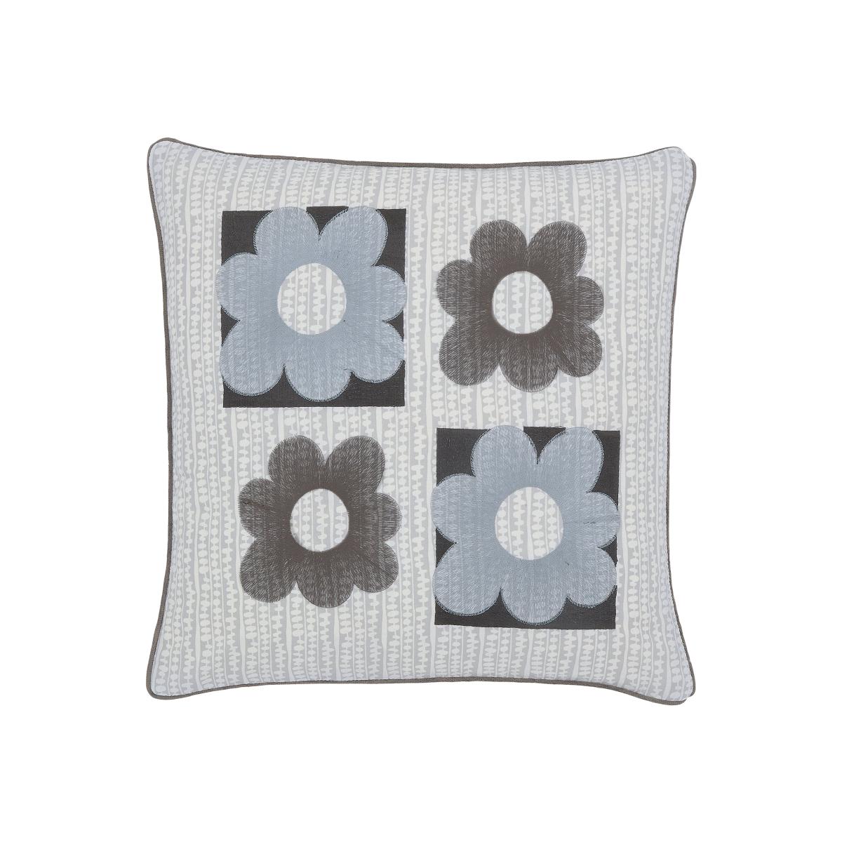 Helena Springfield Freyja & Elsa Cushion Black and white – image 1