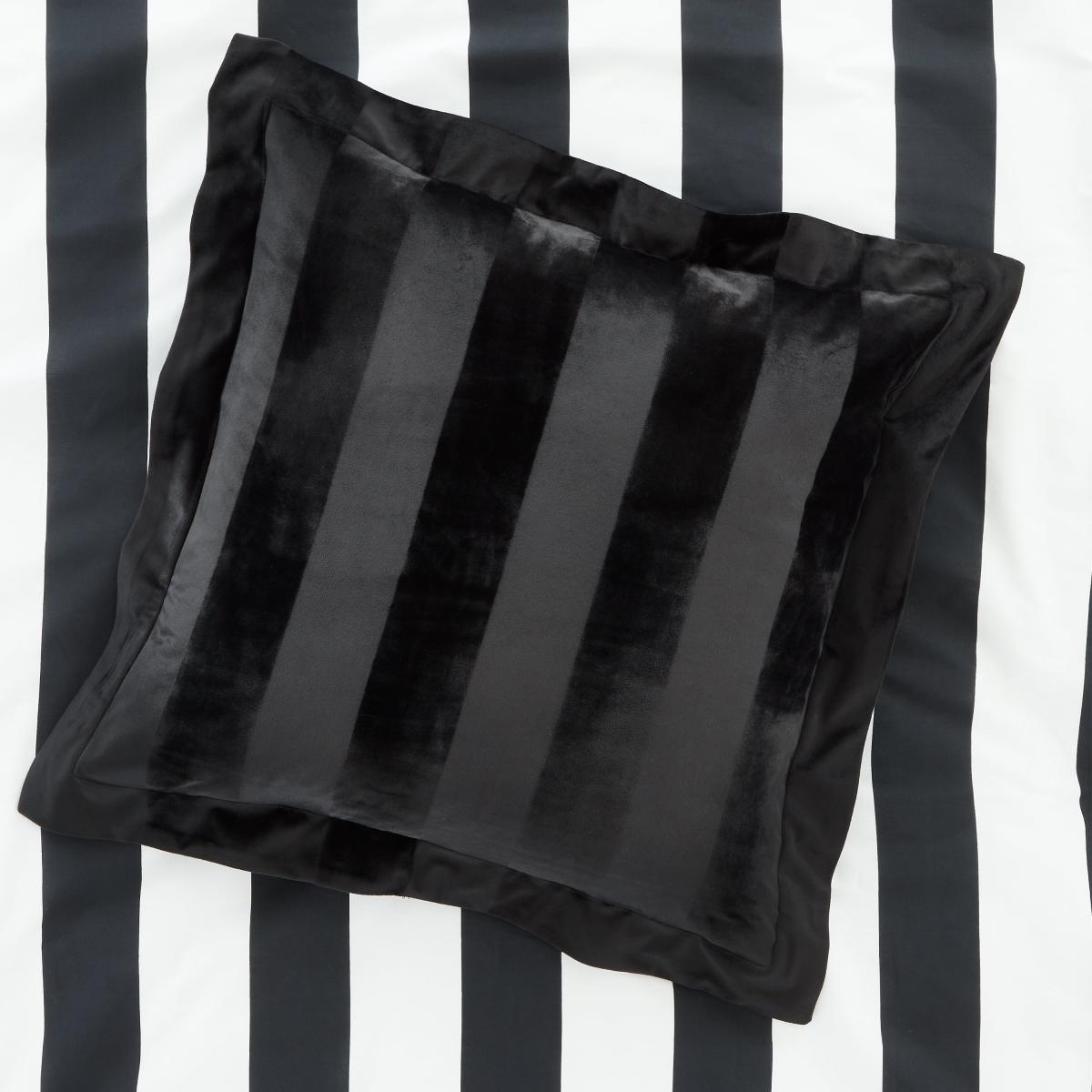 Style Sisters Velvet Stripe Cushion Black – image 3