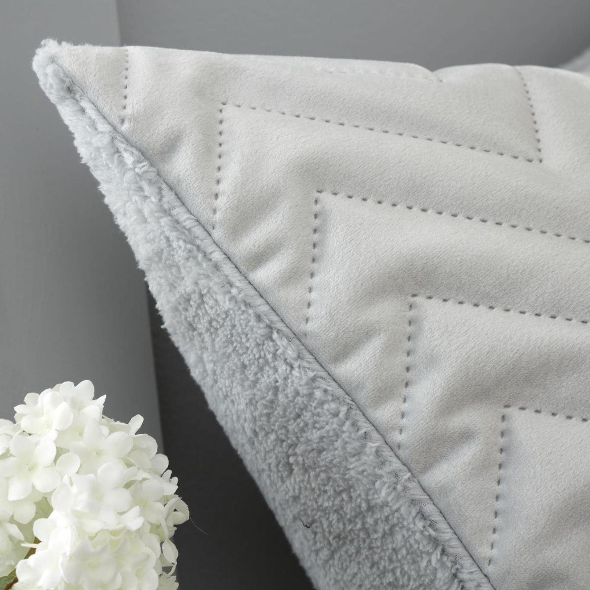 Catherine Lansfield So Soft Velvet Touch Silver Zig Zag Pinsonic Cushion Silver – image 2