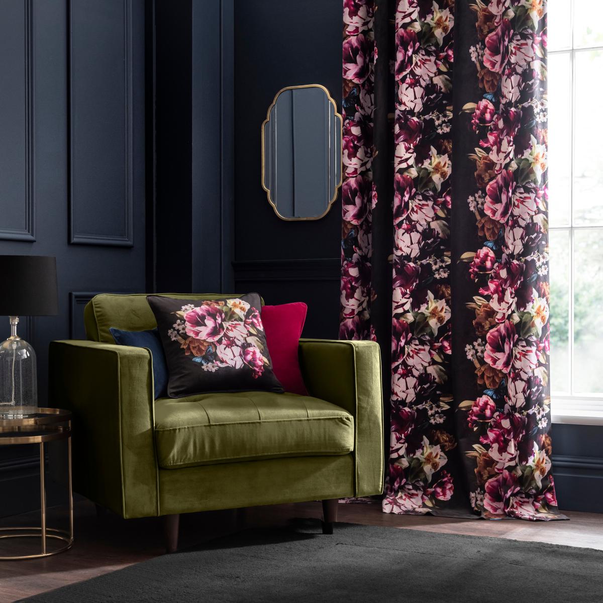 Maximalism Multi Cushion Pink/Blue/White – image 3