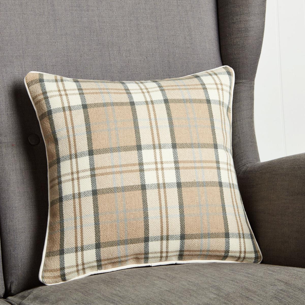 Isabella Cushion Cover Rust (Red) – image 5