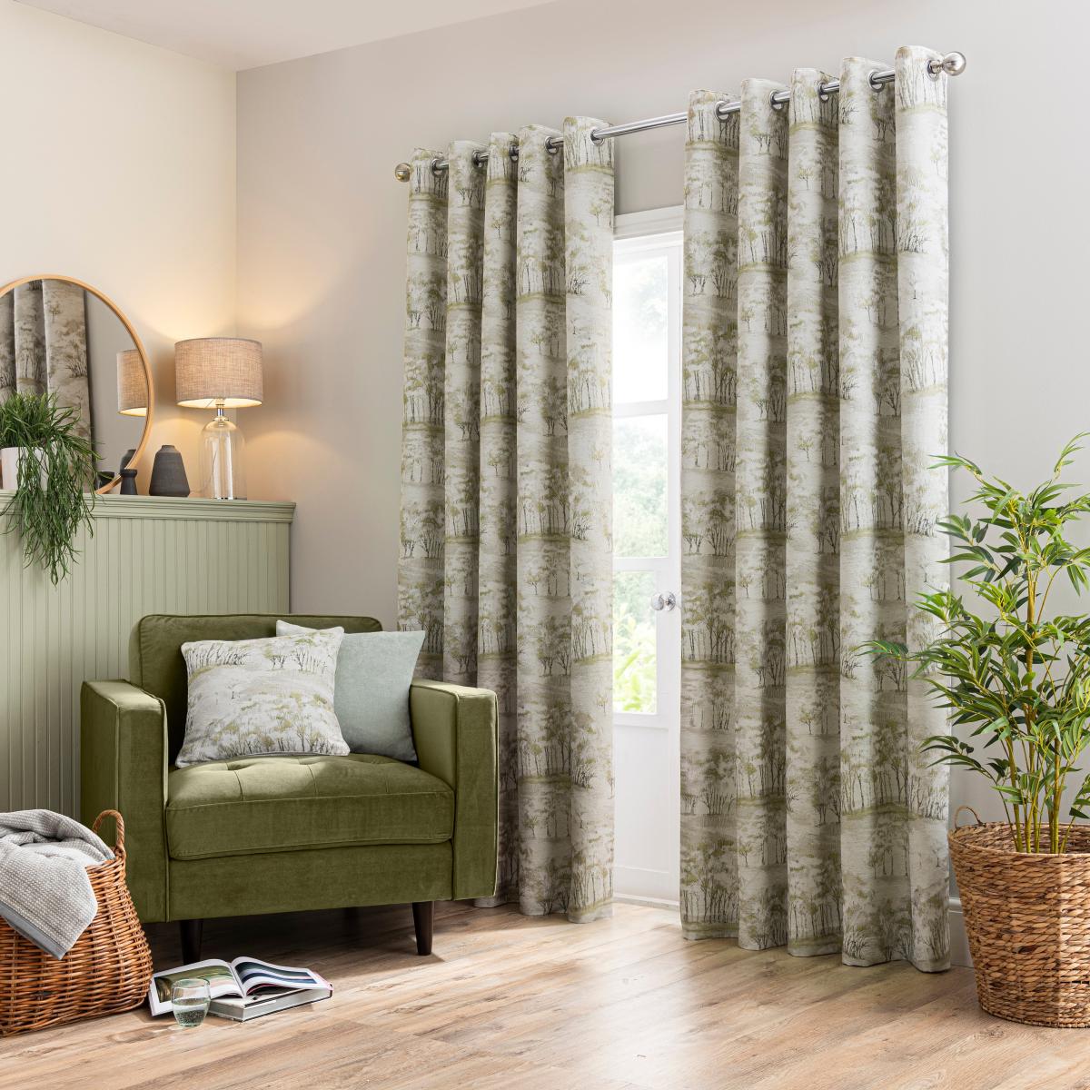 Treescape Cushion Green/White – image 3