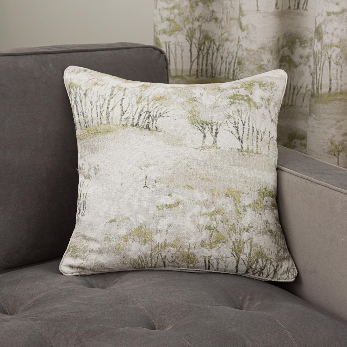 Treescape Cushion Green/White – image 1