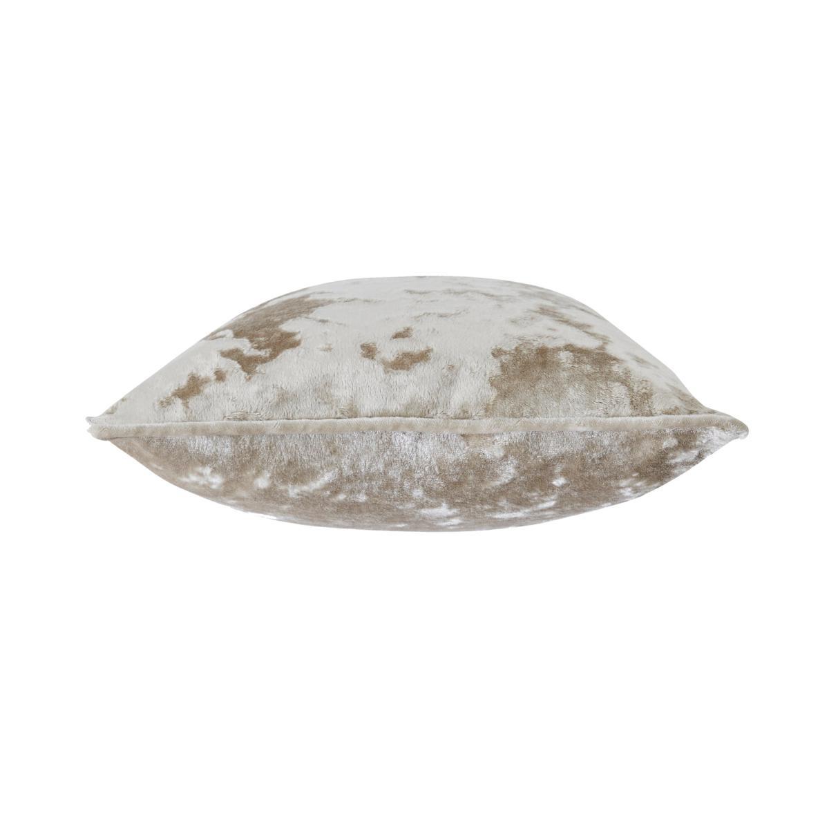 Crushed Velour Rectangular Cushion Beige and Grey – image 3