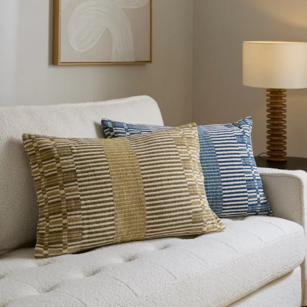 Chenille Jacquard Rectangle Cushion – image 4