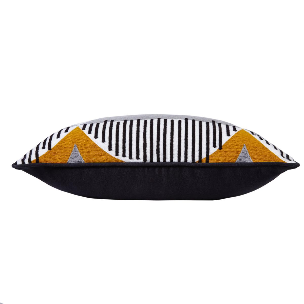 Elements Abstract Rectangular Cushion Grey / White – image 3