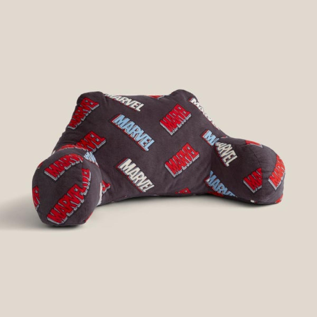 Marvel Cuddle Cushion – image 3