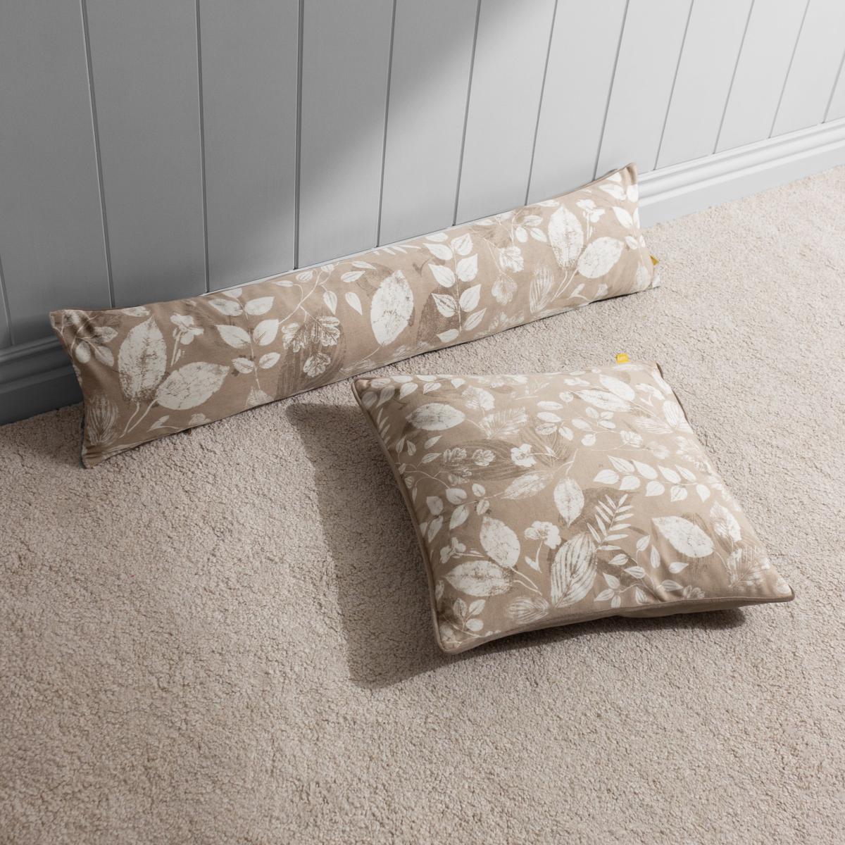 Leaf Square Cushion Natural – image 7