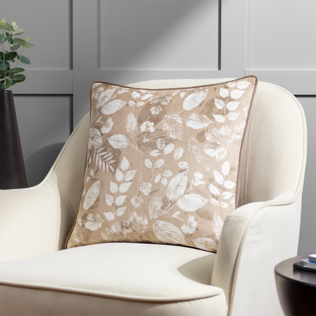 Leaf Square Cushion Natural – image 1