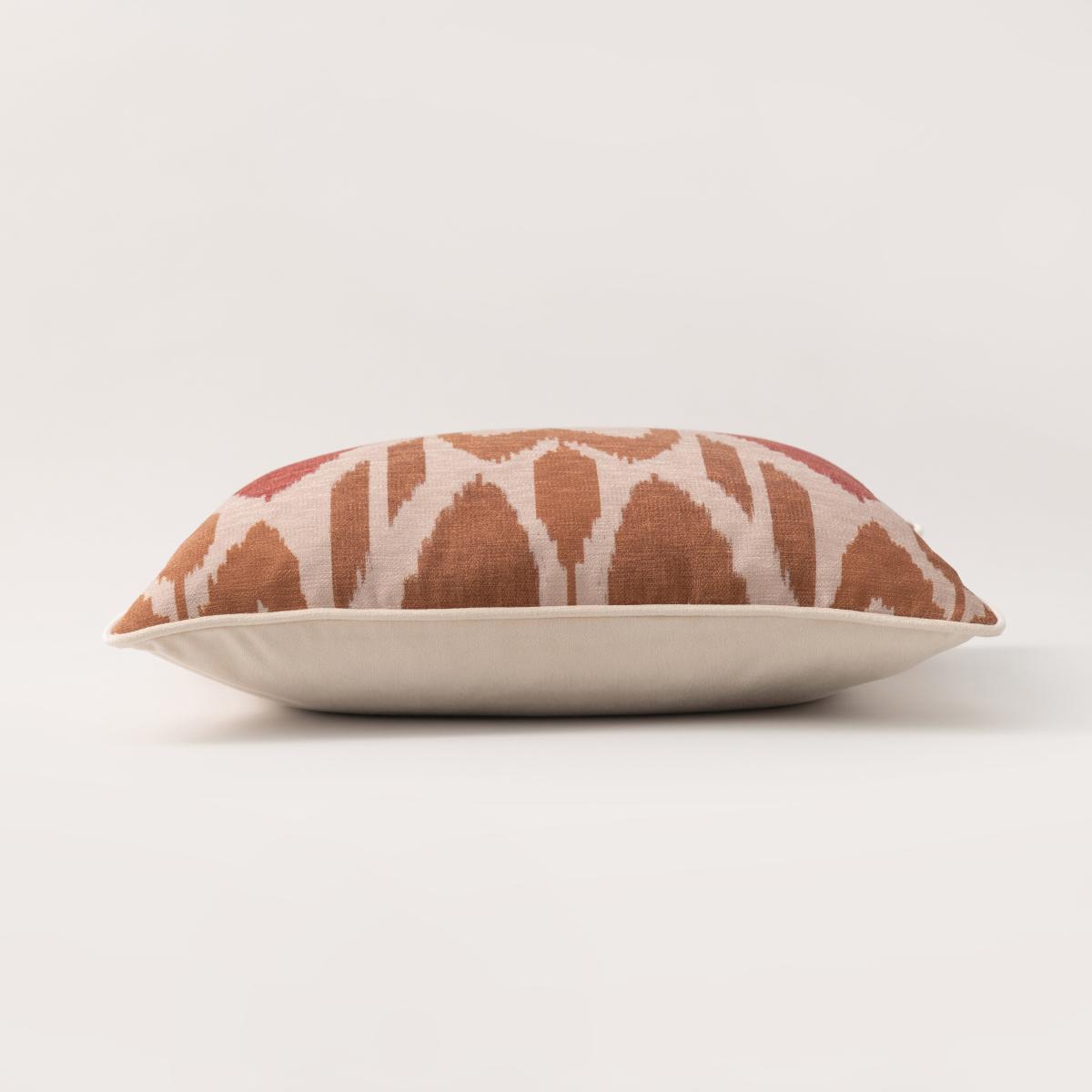 Luxe Traveller Ikat Square Cushion Brown/White – image 4