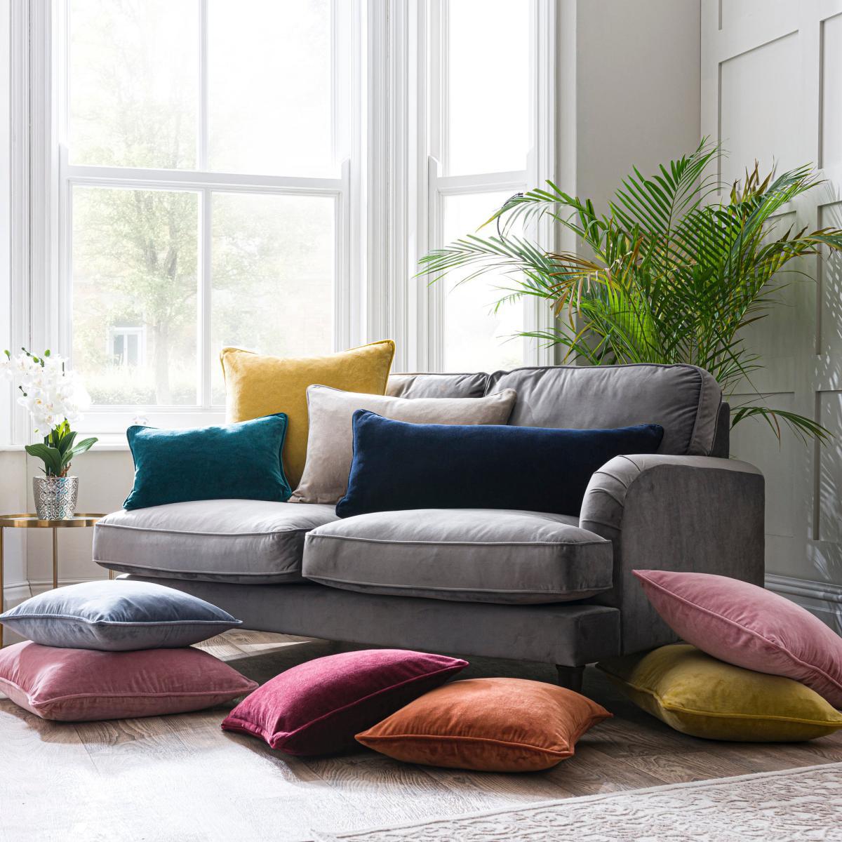 Clara Cotton Velvet Square Cushion Black – image 7