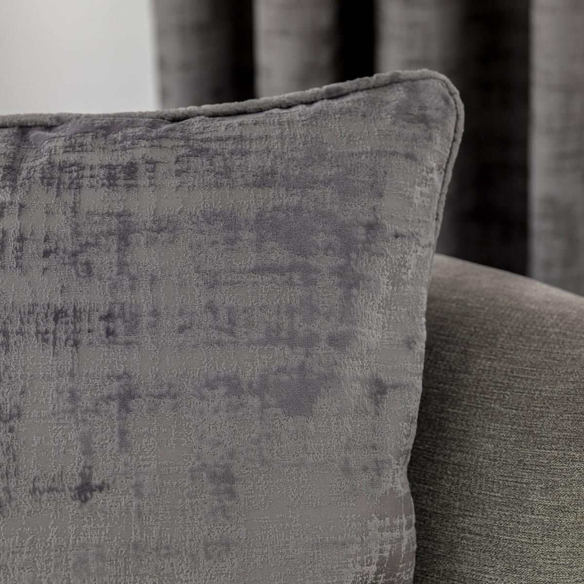 Ruben Grey Velvet Cushion Grey – image 2