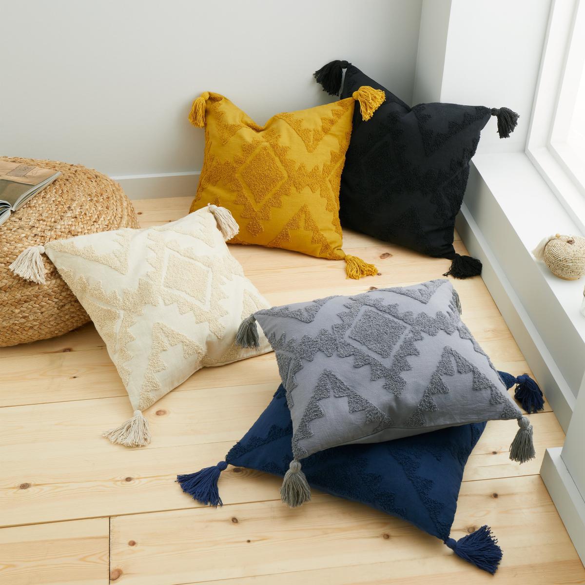 Pineapple Elephant Imani Tufted Cotton Cushion Charcoal – image 4