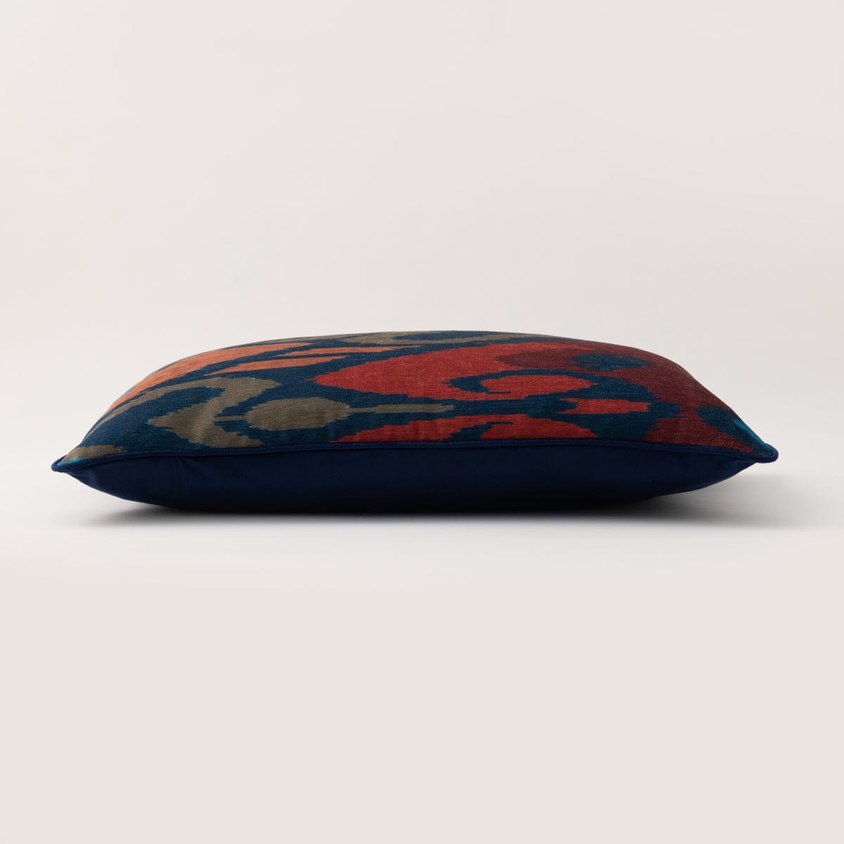 Luxe Traveller Ikat Rectangular Cushion Navy Blue/Red – image 4