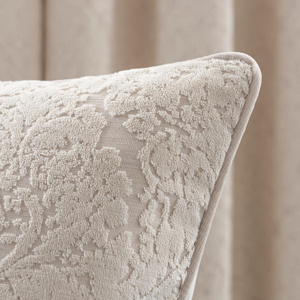 Damask Cut Velvet Cushion Cream – image 2
